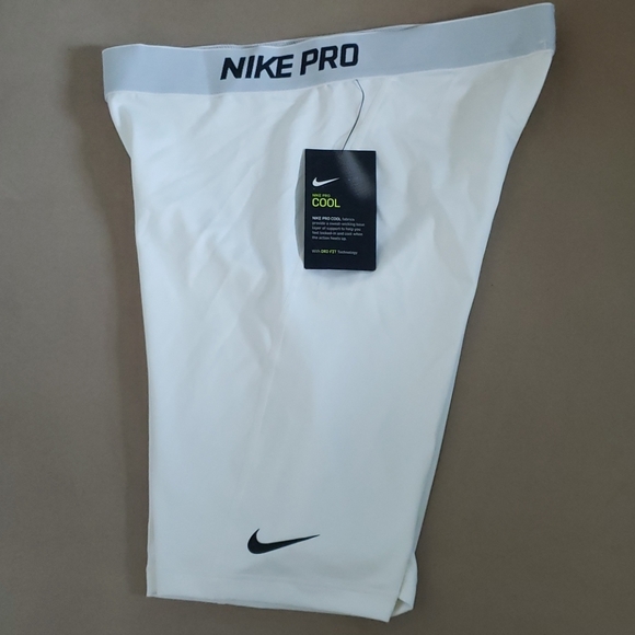 Nike Pro Cool Dri Fit Womens Shorts - Picture 3 of 5